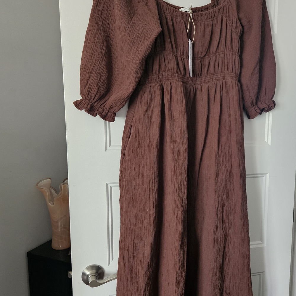 Neuflora Chocolate Brown Hayden M